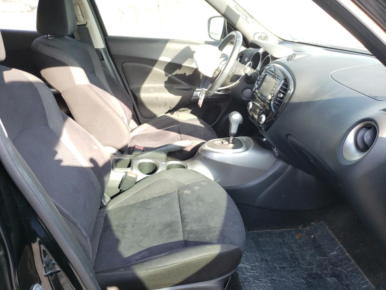 Photo 5 from auction – 2015 NISSAN JUKE S with VIN JN8AF5MR1FT503461