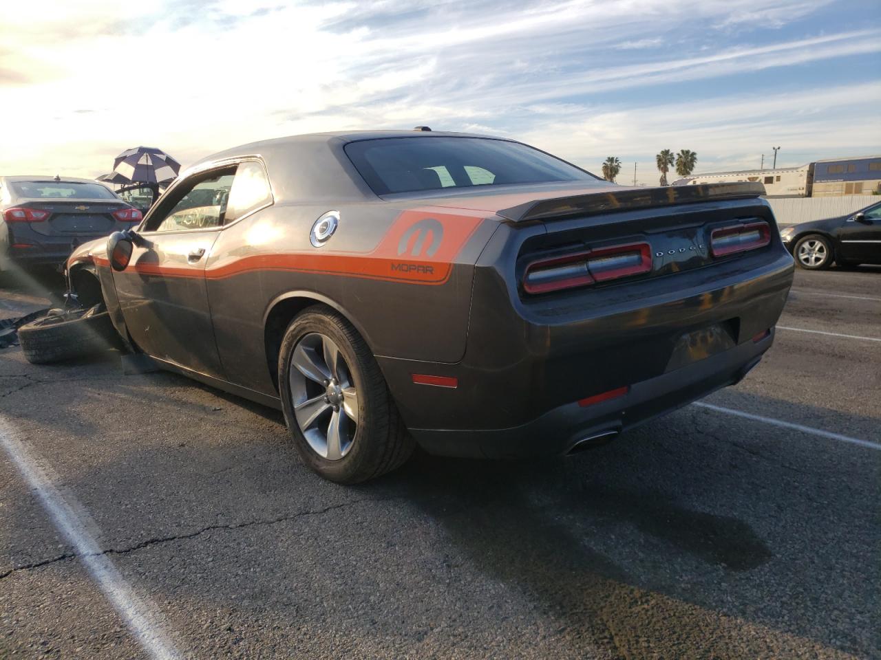 Photo 3 from auction – 2015 DODGE CHALLENGER with VIN 2C3CDZAG4FH775623