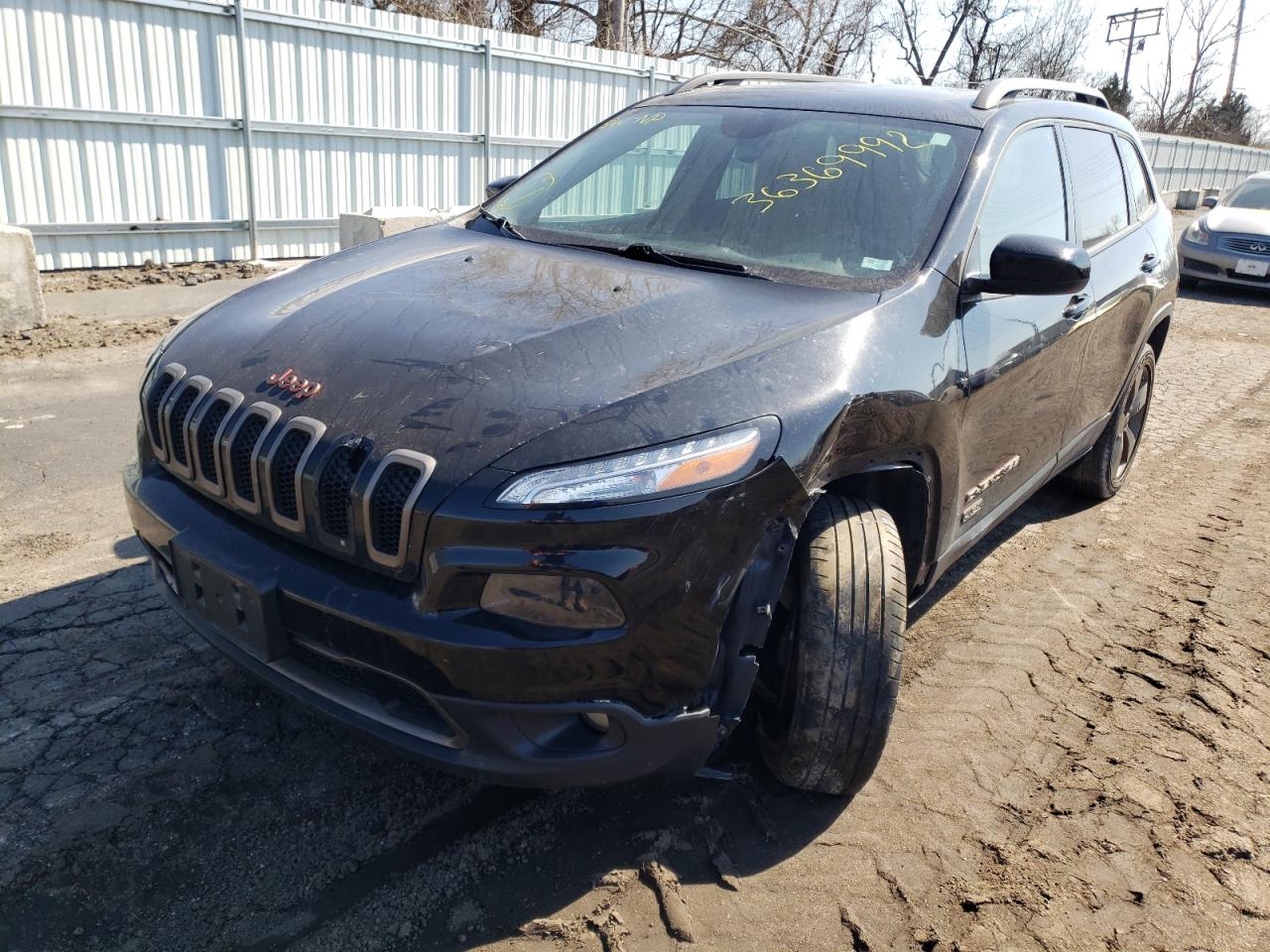 Photo 2 from auction – 2017 JEEP CHEROKEE L with VIN 1C4PJLCB1HW578000