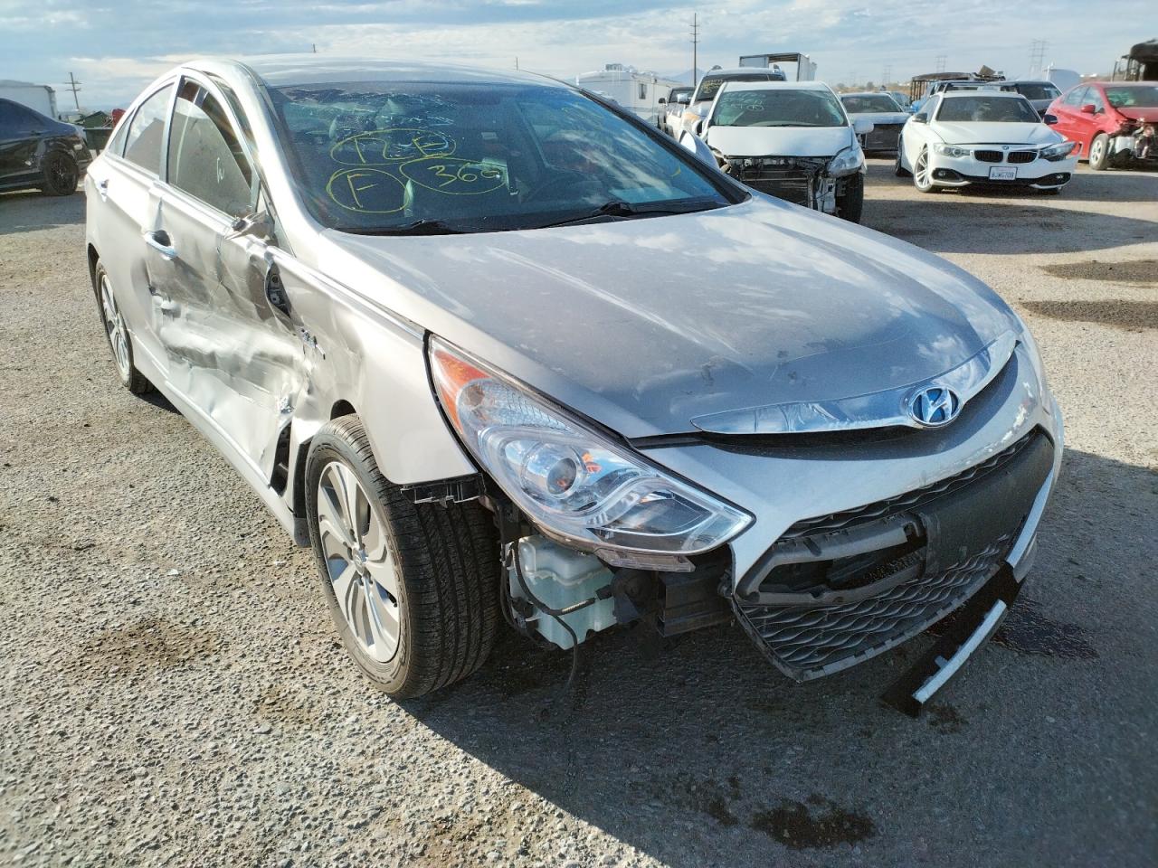 HYUNDAI SONATA HYB 2013 with VIN KMHEC4A40DA079123 - Photo from auction