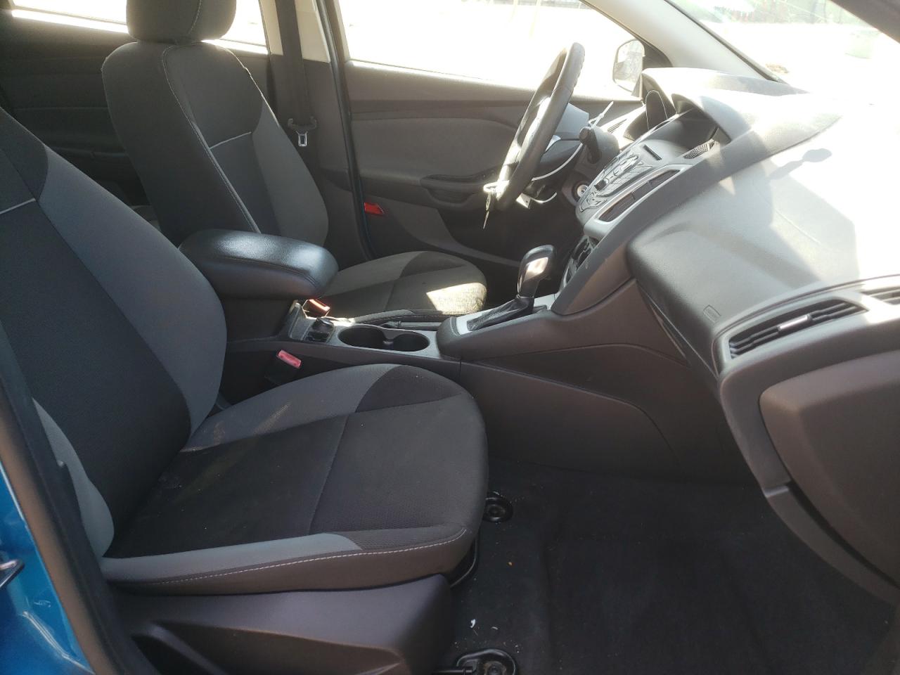 Photo 5 from auction – 2013 FORD FOCUS SE with VIN 1FADP3F23DL300293