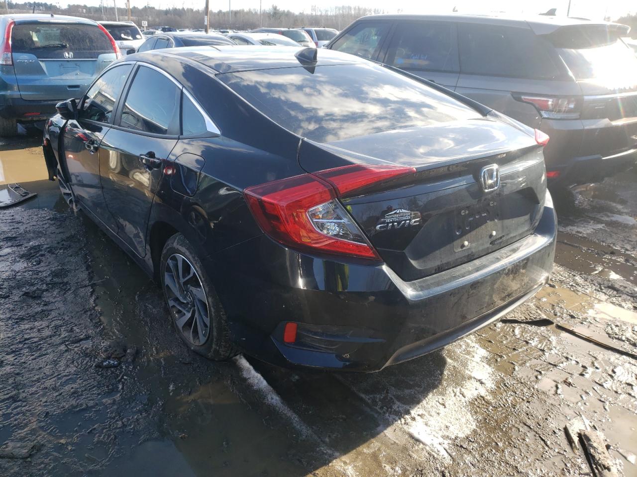 Photo 3 from auction – 2018 HONDA CIVIC EX with VIN 2HGFC2F70JH511823