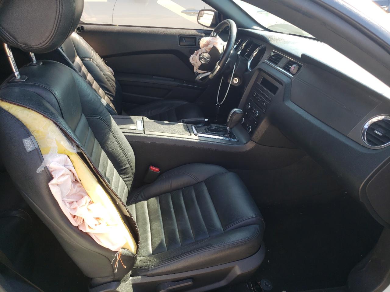 Photo 5 from auction – 2014 FORD MUSTANG with VIN 1ZVBP8AM4E5261319