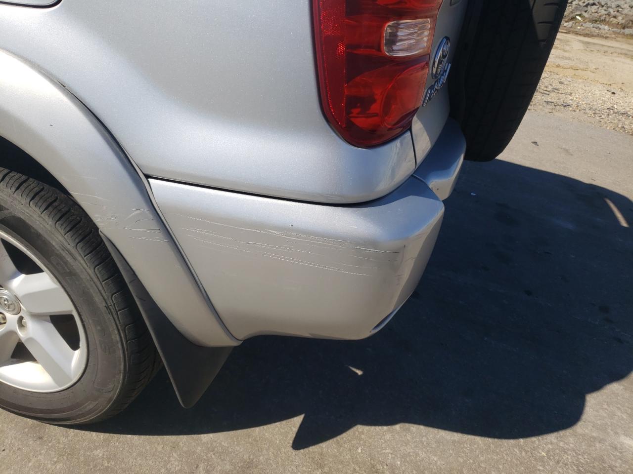 Photo 9 from auction – 2005 TOYOTA RAV4 with VIN JTEHD20V450046853