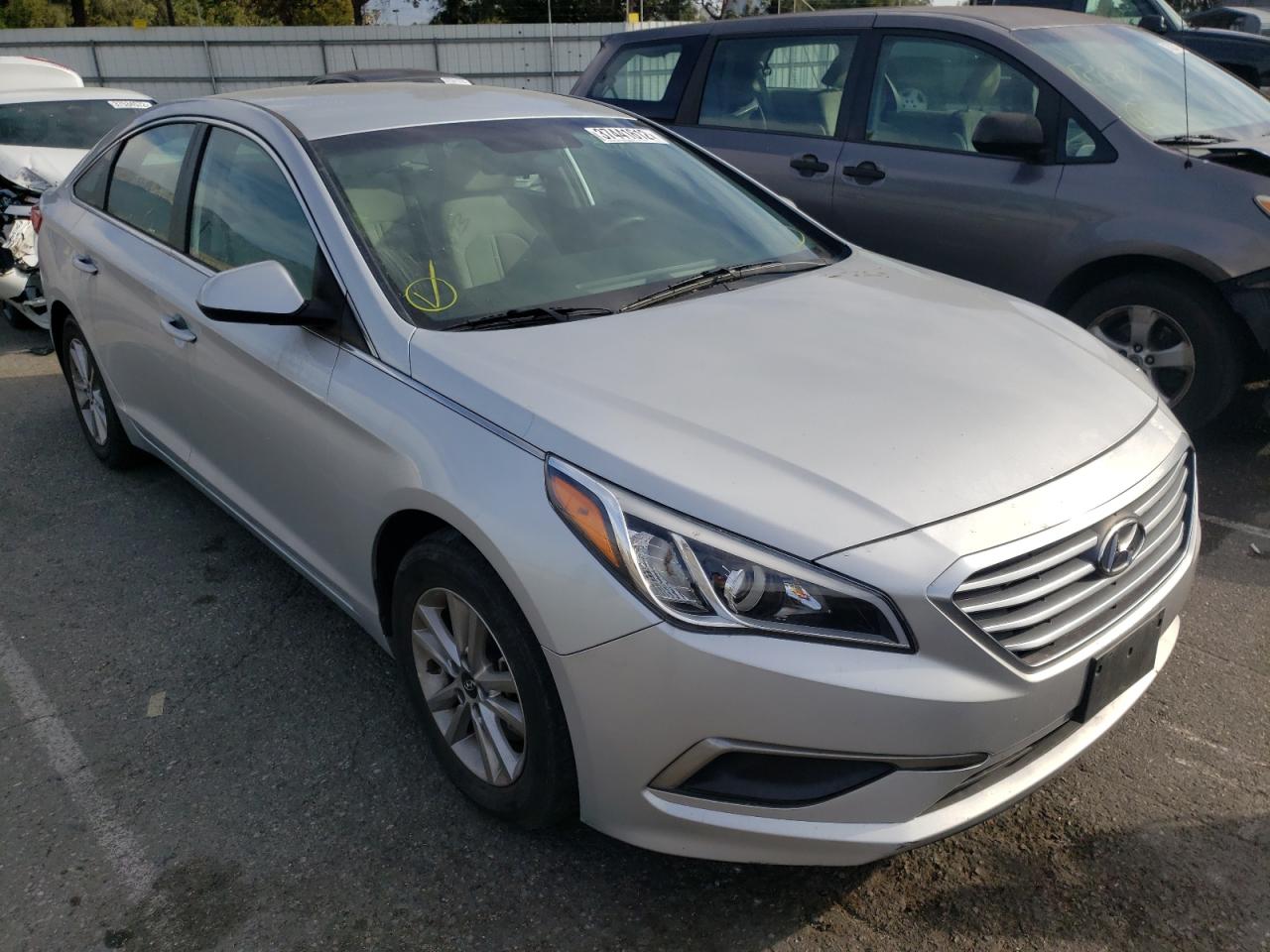 Photo 1 from auction – 2016 HYUNDAI SONATA SE with VIN 5NPE24AF9GH350685