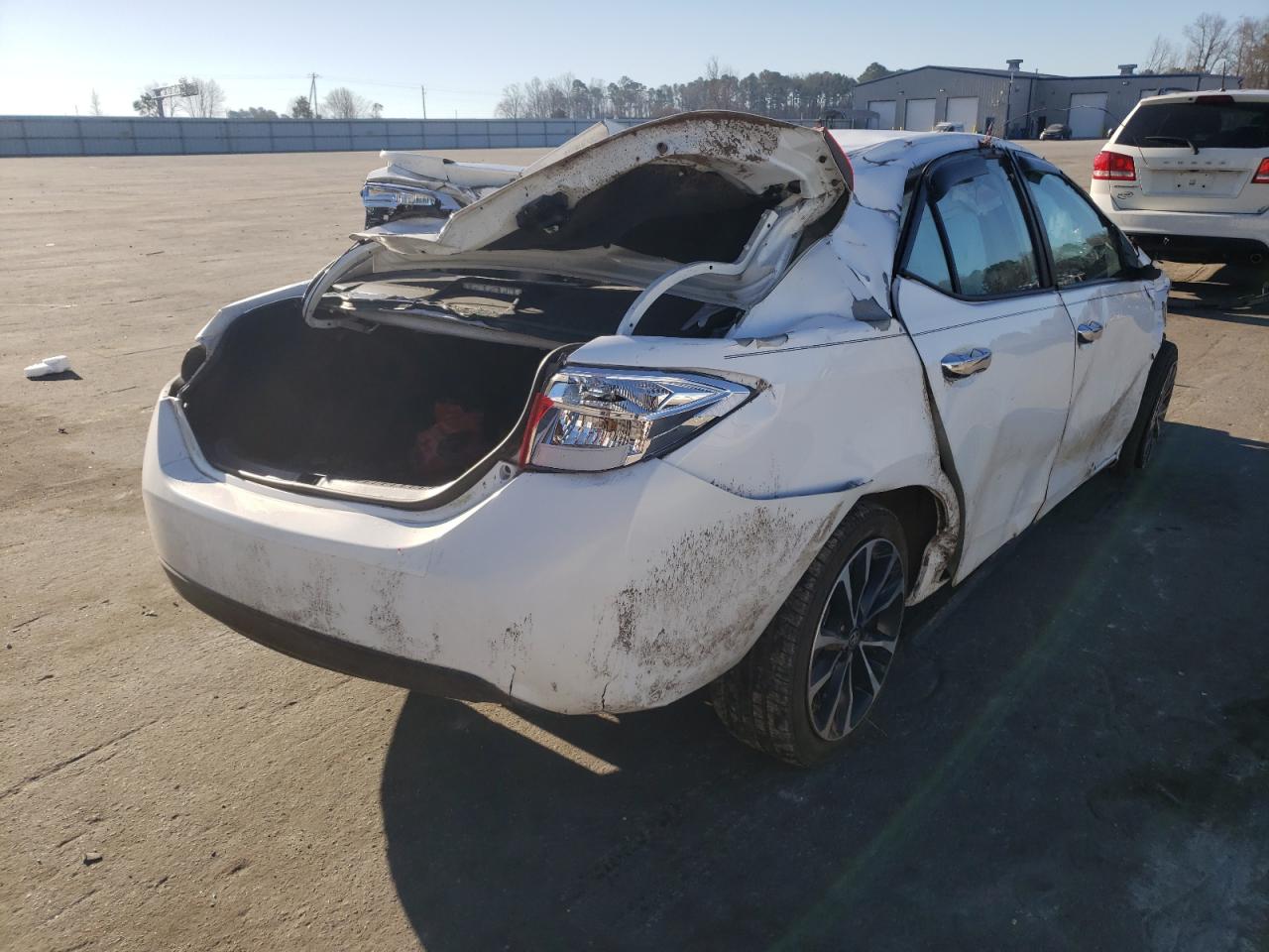 Photo 4 from auction – 2017 TOYOTA COROLLA with VIN 2T1BURHE1HC831851