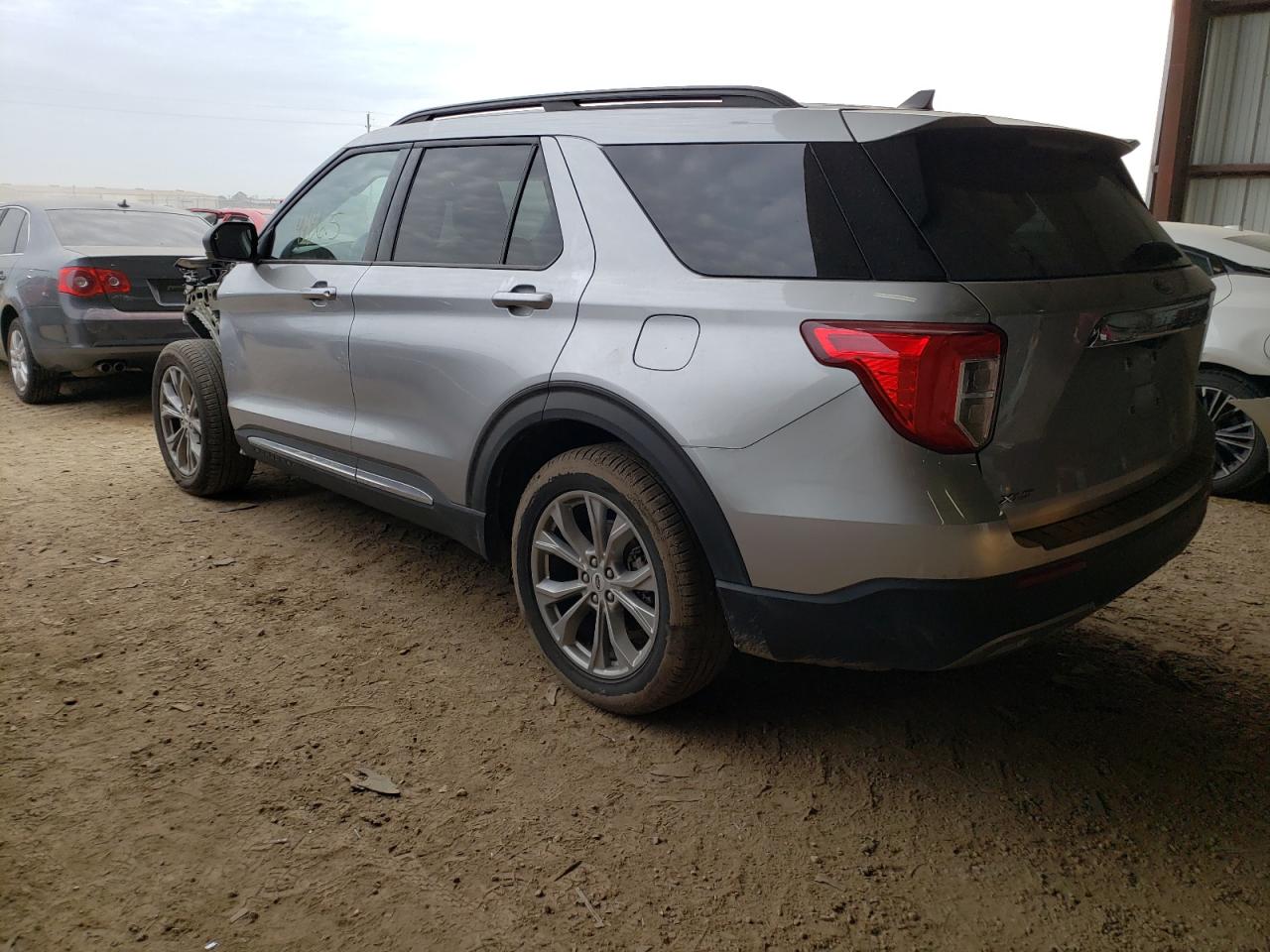 Photo 3 from auction – 2021 FORD EXPLORER X with VIN 1FMSK7DH2MGC42115