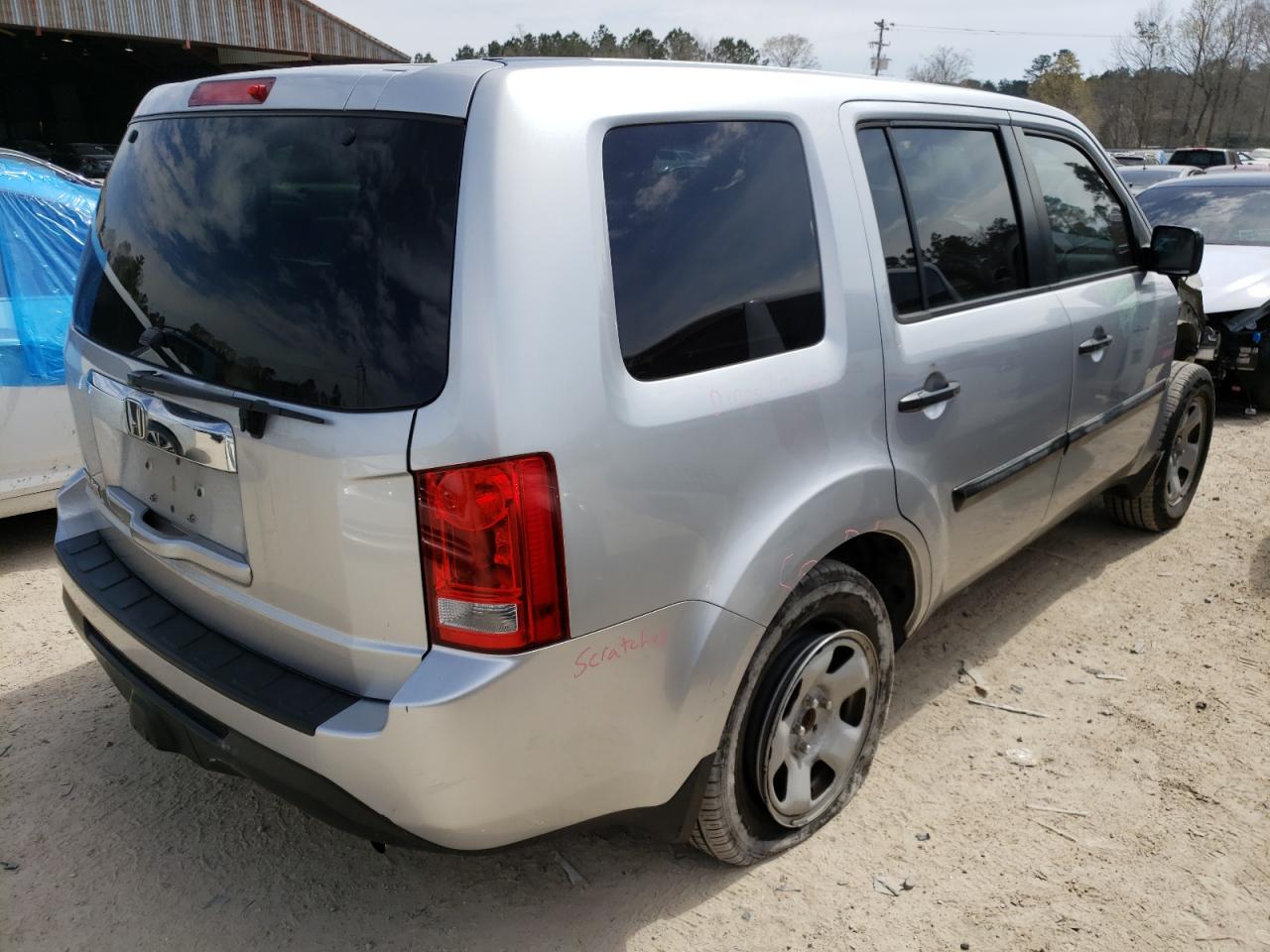 Photo 4 from auction – 2013 HONDA PILOT LX with VIN 5FNYF3H21DB044122