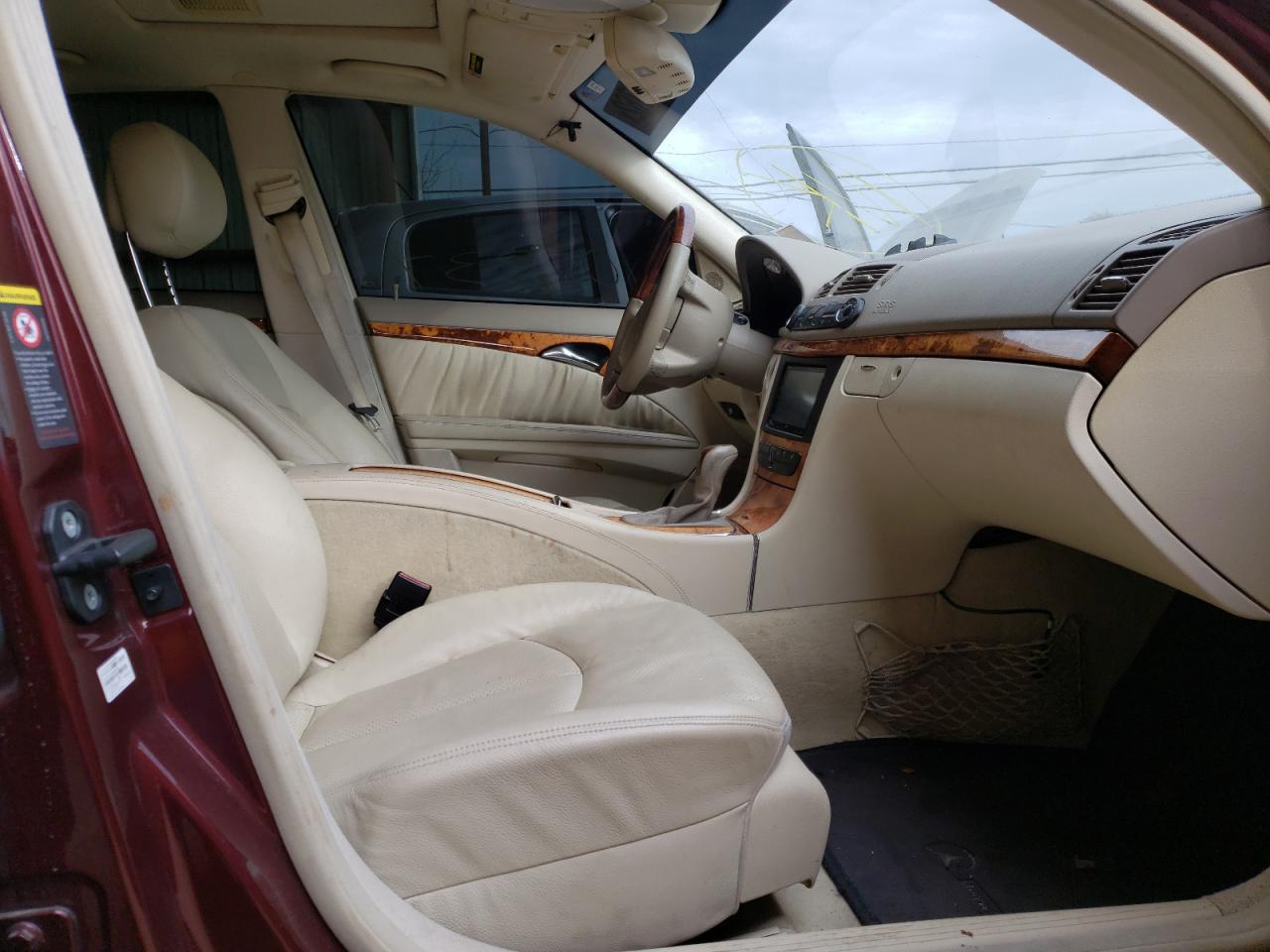Photo 5 from auction – 2006 MERCEDES-BENZ E 350 with VIN WDBUF56J46A963207