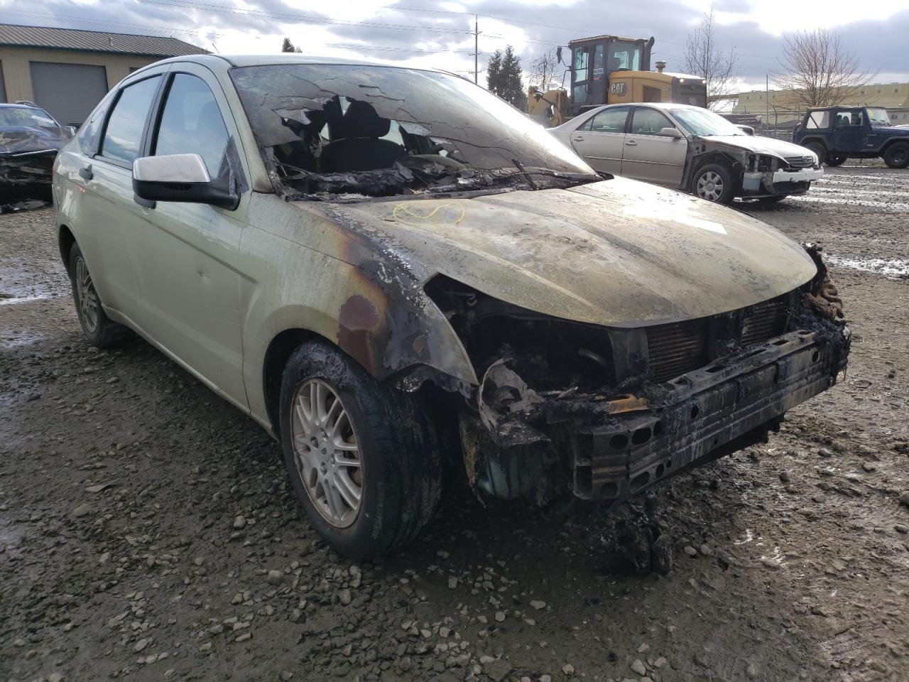FORD FOCUS SE 2010 with VIN 1FAHP3FN5AW272860 - Photo from auction