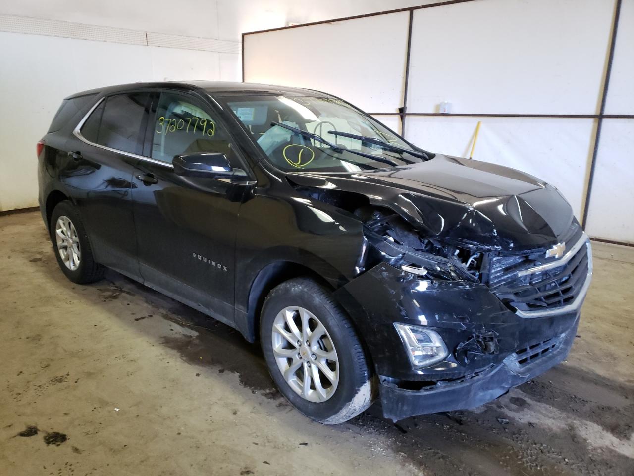 CHEVROLET EQUINOX LT 2020 with VIN 2GNAXTEV0L6180847 - Photo from auction