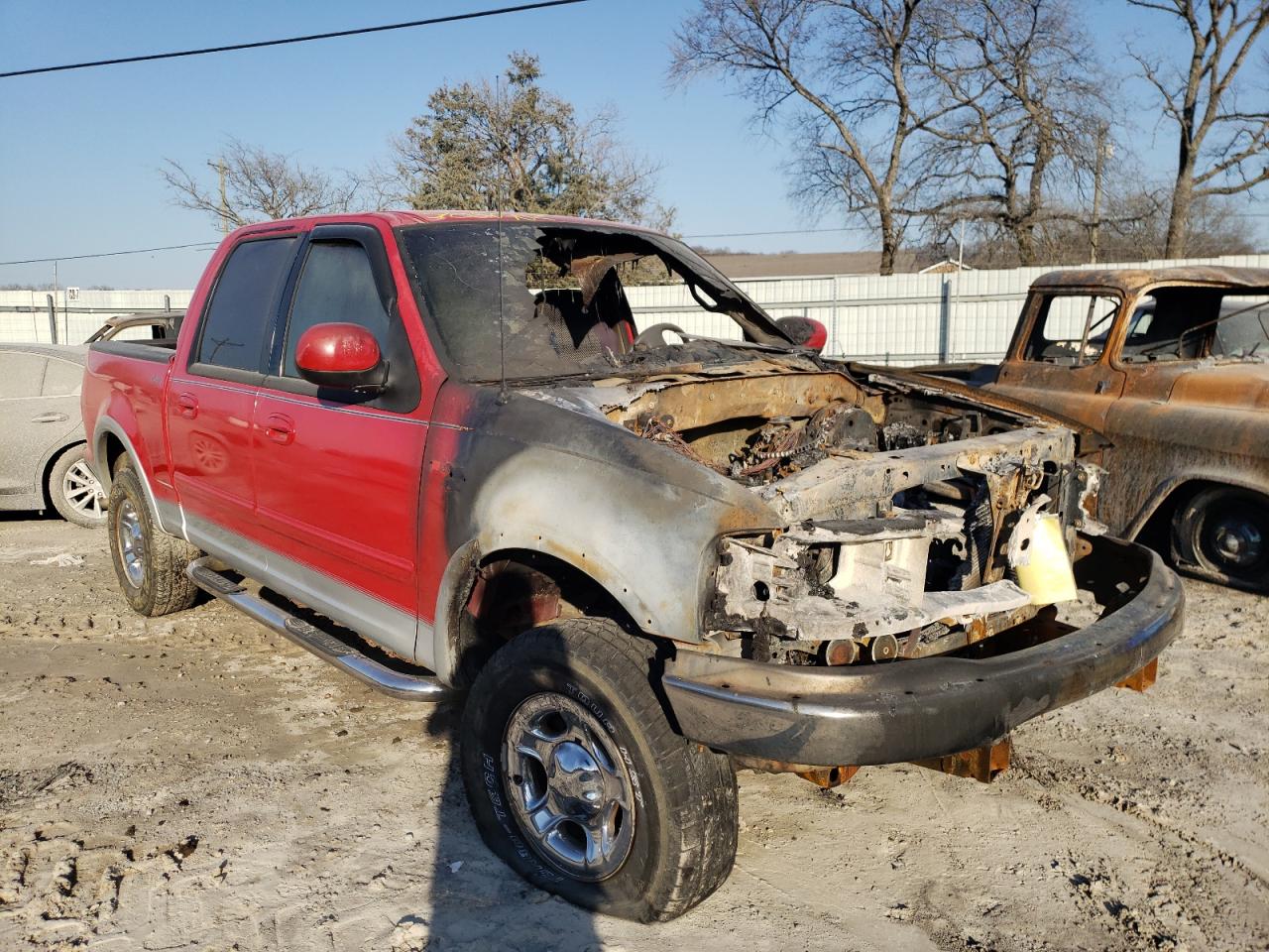 FORD F150 SUPER 2001 with VIN 1FTRW08L71KC15742 - Photo from auction