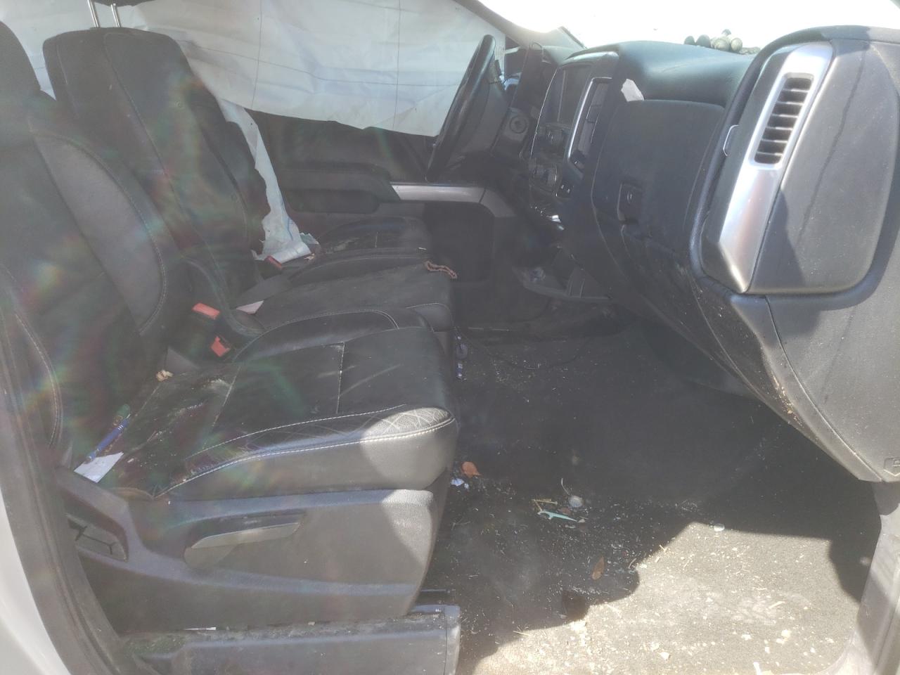 Foto 5 de la subasta – 2015 CHEVROLET SILVERADO con VIN 3GCUKREC2FG168178
