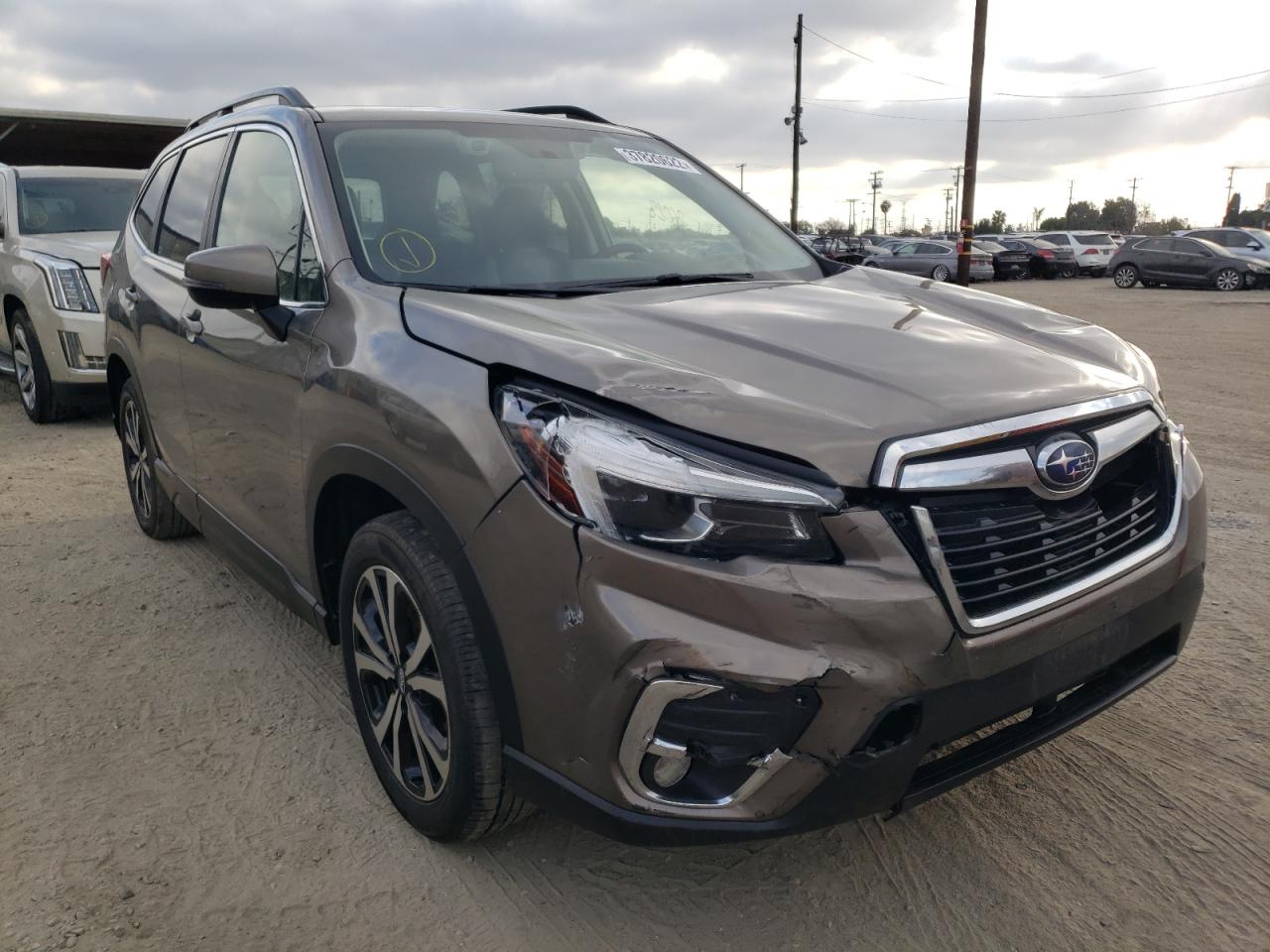 SUBARU FORESTER L 2020 with VIN JF2SKAUCXLH423883 - Photo from auction