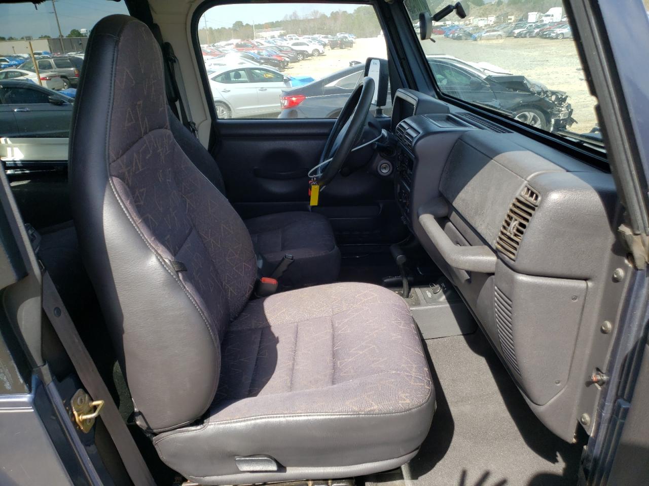 Photo 5 from auction – 2002 JEEP WRANGLER / with VIN 1J4FA49SX2P748780