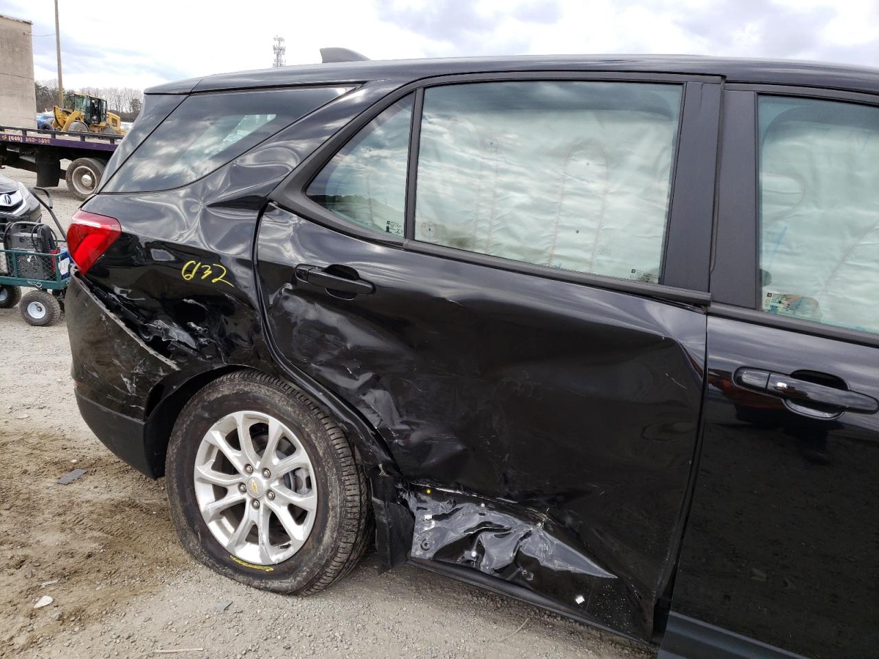 Photo 9 from auction – 2020 CHEVROLET EQUINOX LS with VIN 2GNAXSEV3L6221689