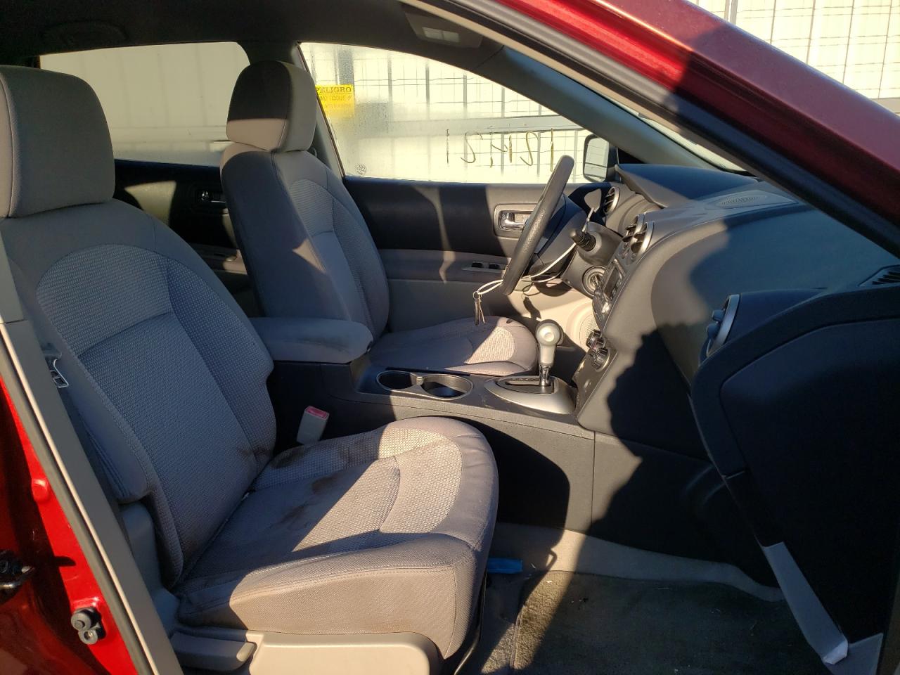 Photo 5 from auction – 2011 NISSAN ROGUE S with VIN JN8AS5MTXBW156082