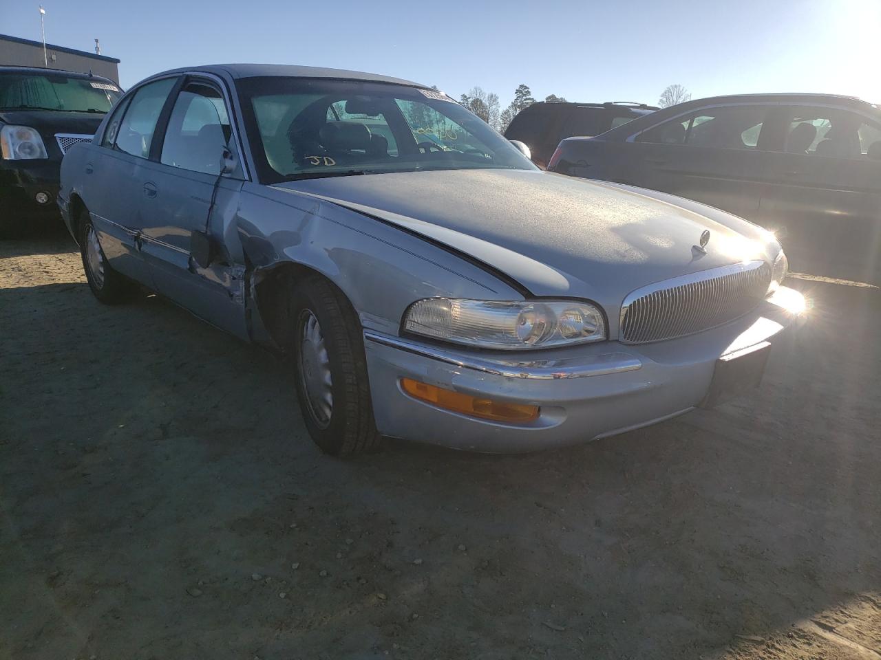 BUICK PARK AVENU 1997 with VIN 1G4CW52K0V4618406 - Photo from auction