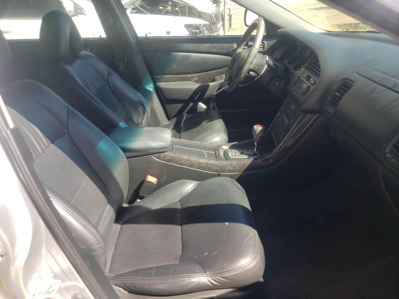 Photo 5 from auction – 2003 ACURA 3.2TL TYPE with VIN 19UUA56873A019086