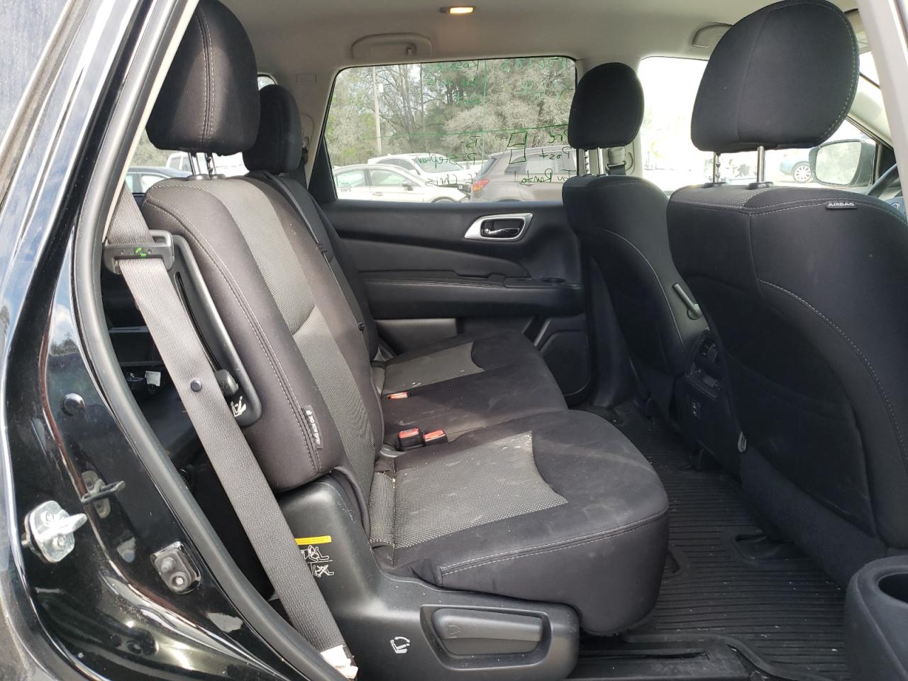 Photo 6 from auction – 2018 NISSAN PATHFINDER with VIN 5N1DR2MN7JC650948