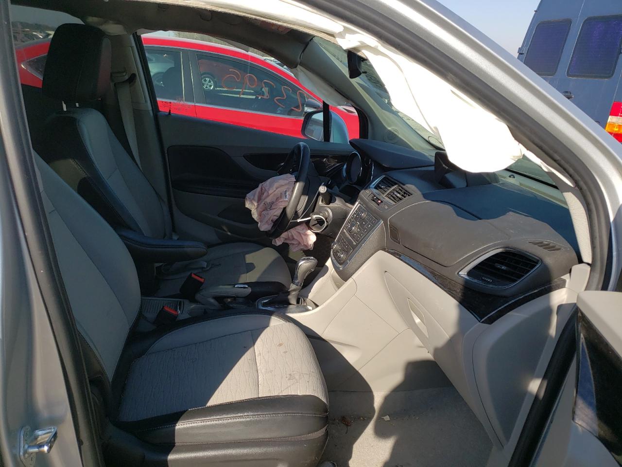 Photo 5 from auction – 2016 BUICK ENCORE with VIN KL4CJASB4GB740741