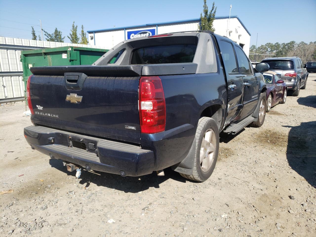 Photo 4 from auction – 2007 CHEVROLET AVALANCHE with VIN 3GNFK12397G195742