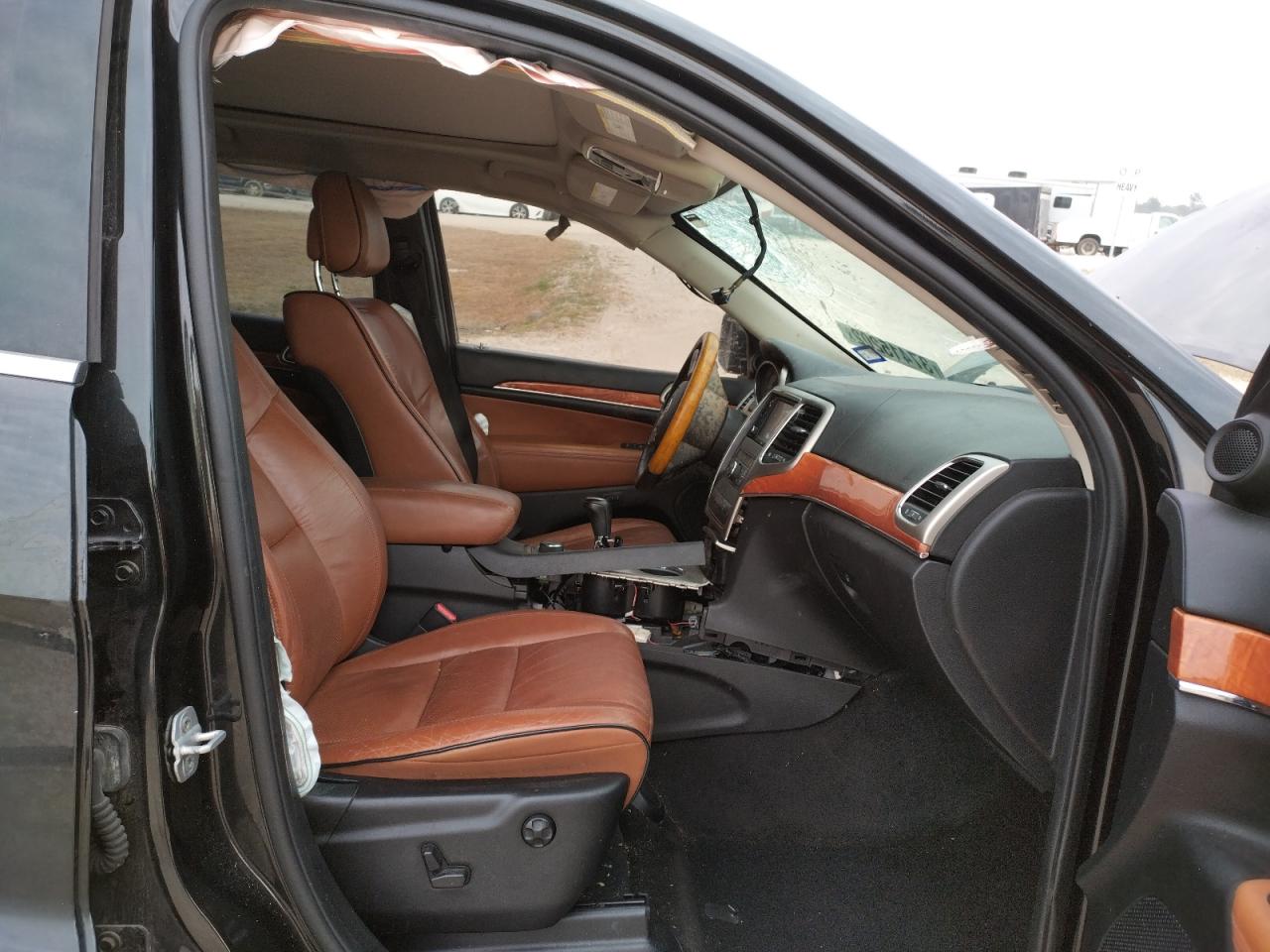 Photo 5 from auction – 2012 JEEP GRAND CHER with VIN 1C4RJFCG4CC315693