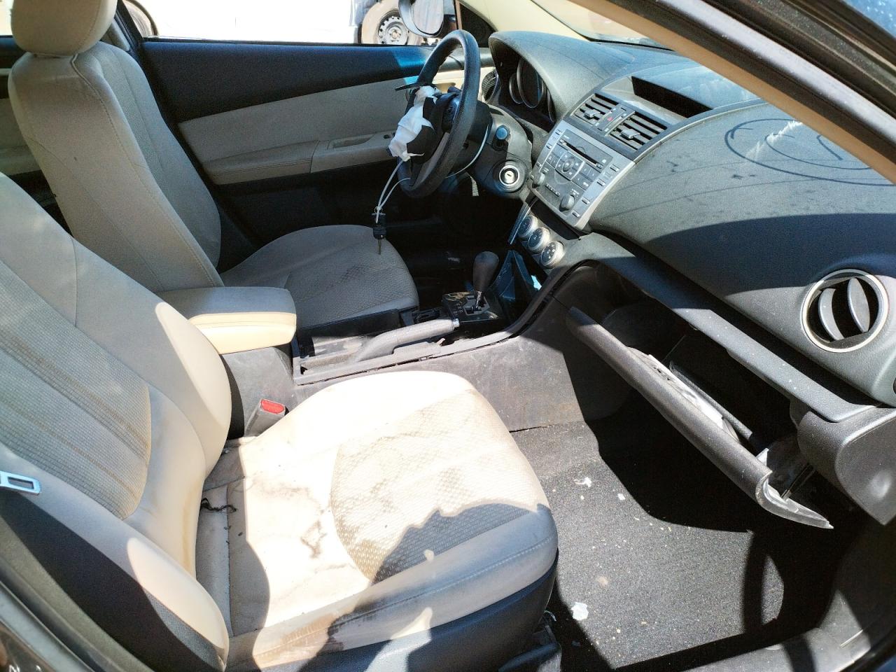 Photo 5 from auction – 2012 MAZDA 6 I with VIN 1YVHZ8BH2C5M44038