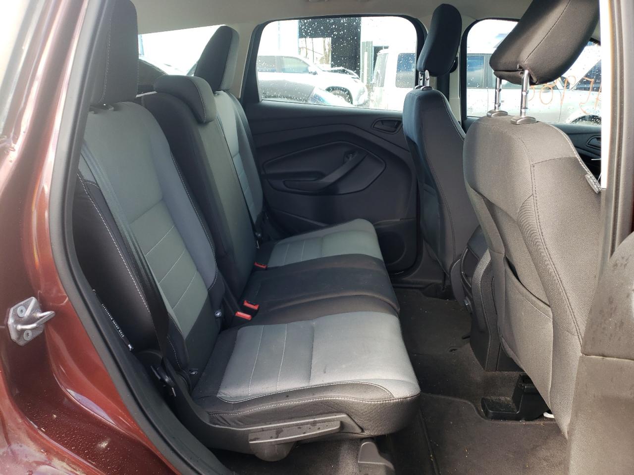 Photo 6 from auction – 2018 FORD ESCAPE S with VIN 1FMCU0F71JUA65113