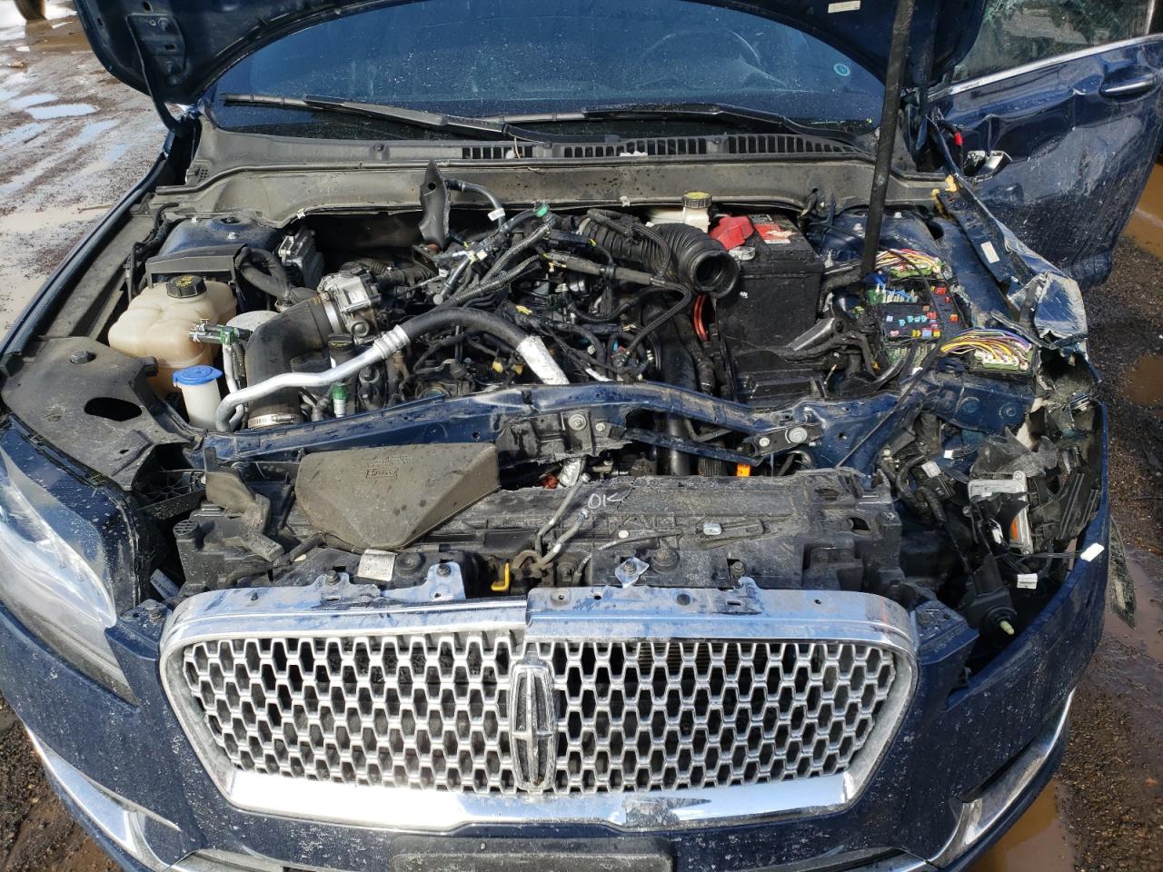 Photo 7 from auction – 2018 LINCOLN MKZ RESERV with VIN 3LN6L5FC5JR607752