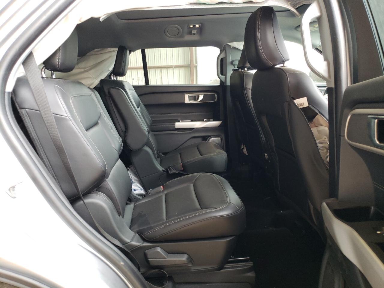 Photo 6 from auction – 2021 FORD EXPLORER X with VIN 1FMSK7DH2MGC42115