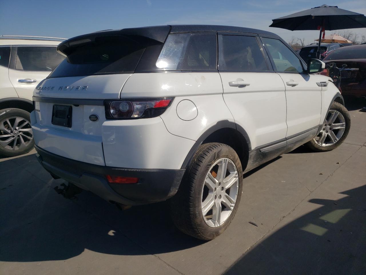 Photo 4 from auction – 2015 LAND ROVER RANGE ROVE with VIN SALVP2BG5FH046546