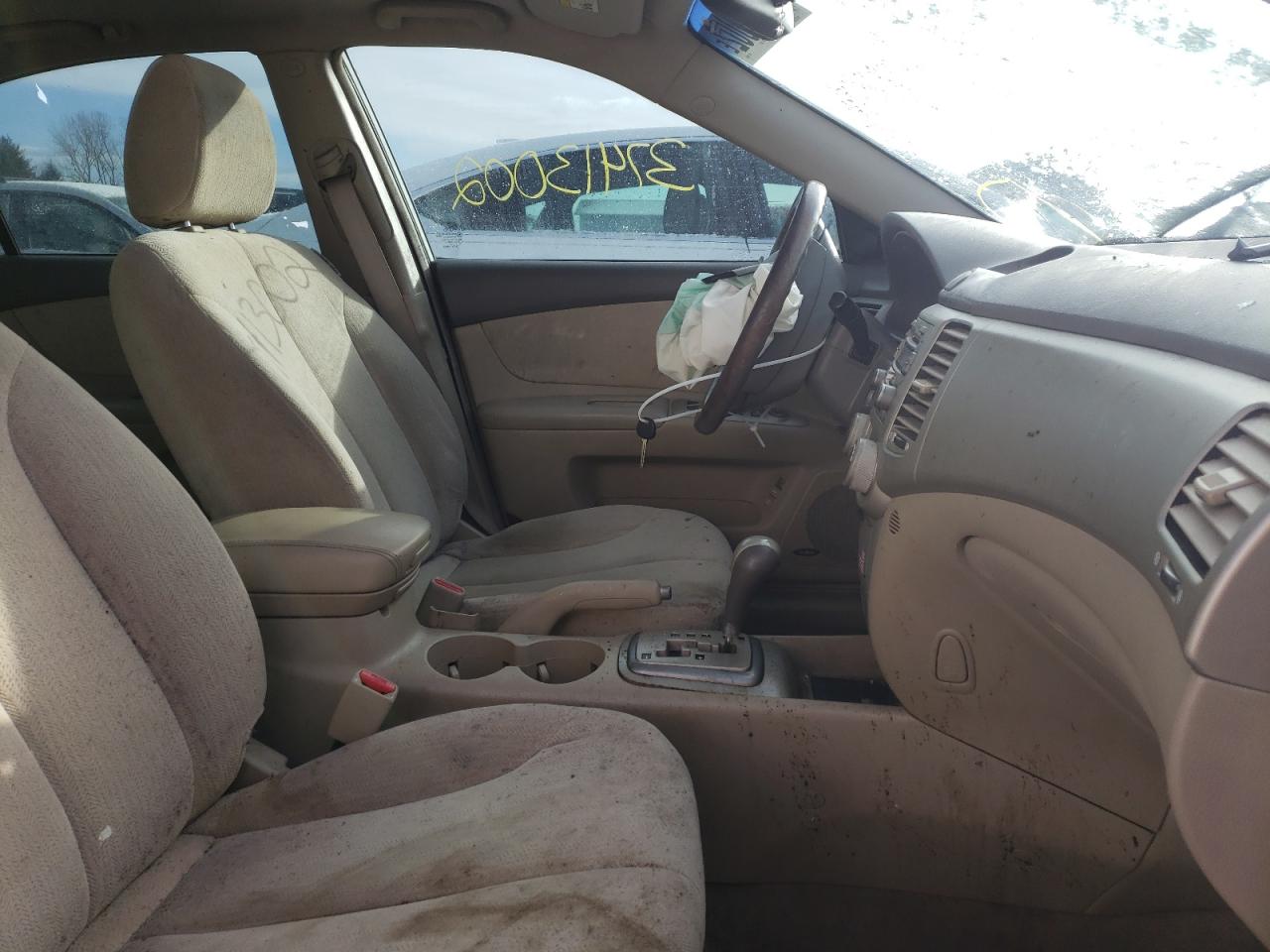 Photo 5 from auction – 2007 KIA OPTIMA LX with VIN KNAGE124175090243