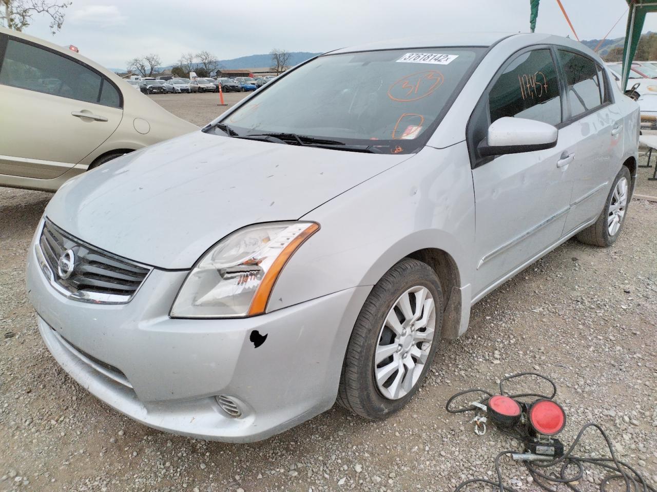 Photo 2 from auction – 2012 NISSAN SENTRA 2.0 with VIN 3N1AB6AP3CL772130