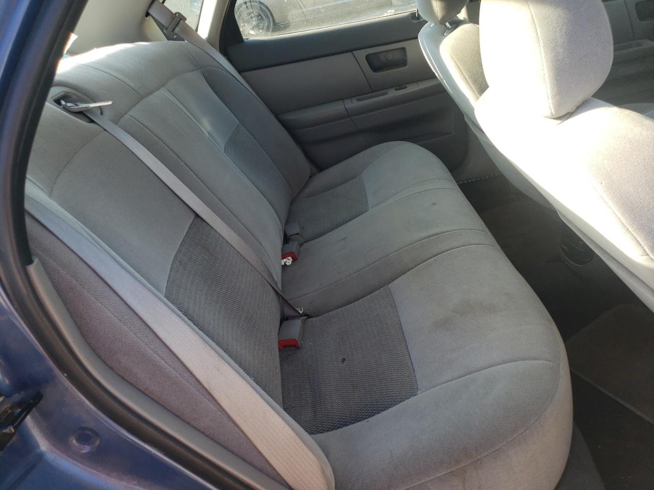 Photo 6 from auction – 2004 FORD TAURUS SE with VIN 1FAFP53284A183718