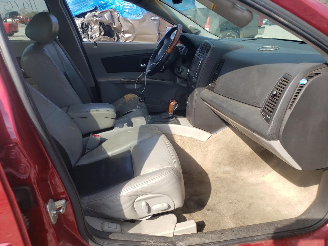 Photo 5 from auction – 2005 CADILLAC CTS HI FEA with VIN 1G6DP567550201899