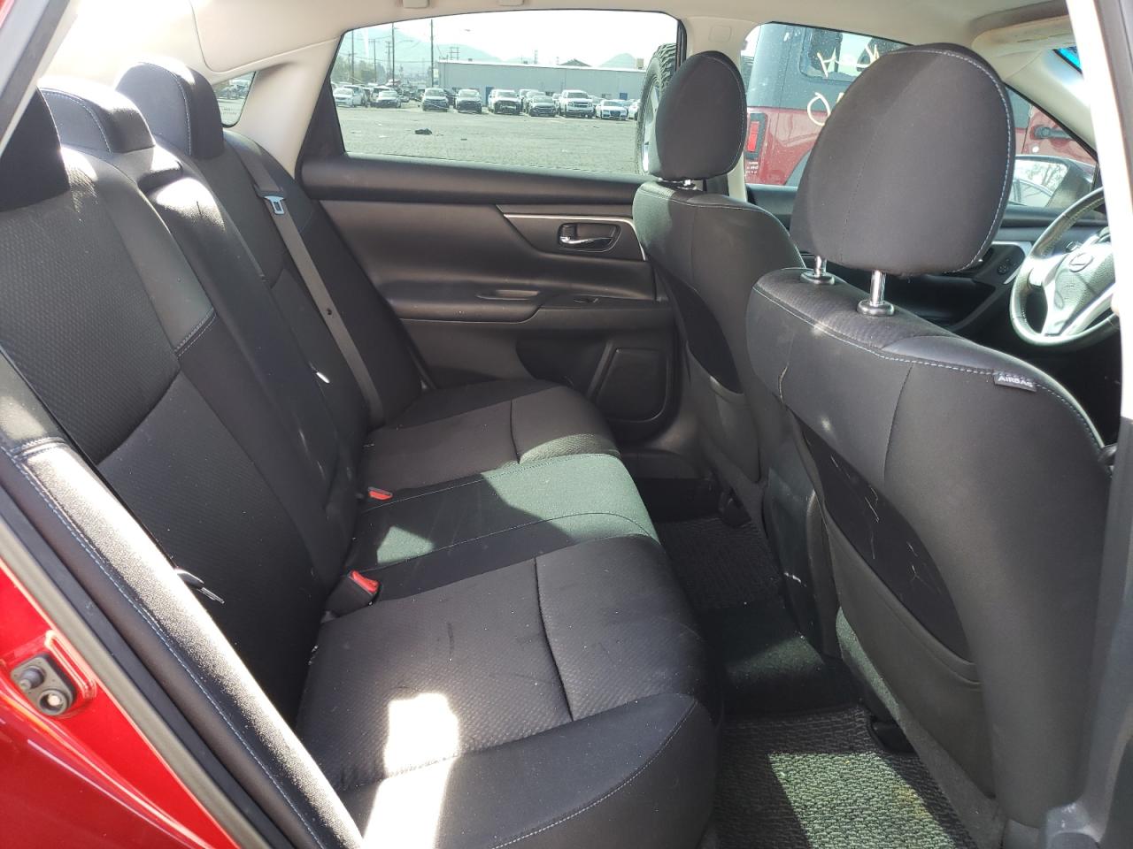 Photo 6 from auction – 2017 NISSAN ALTIMA 2.5 with VIN 1N4AL3AP9HC261815