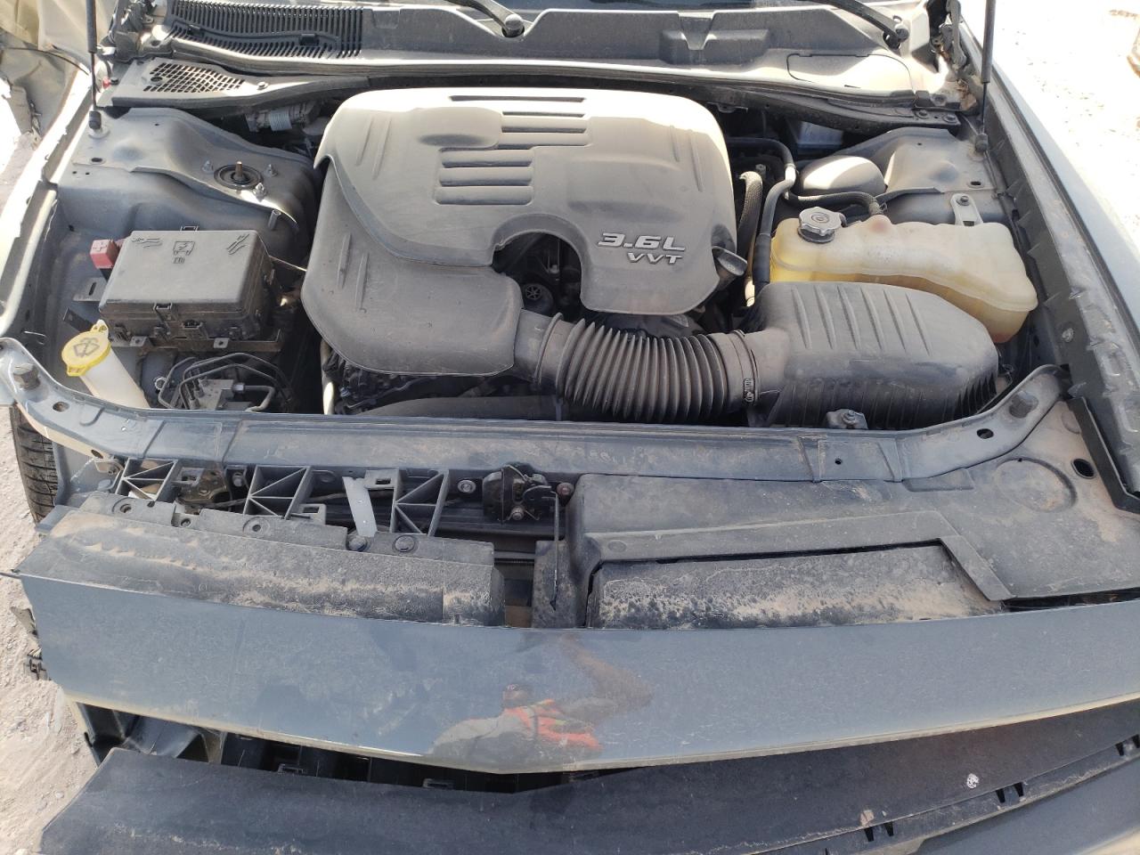 Photo 7 from auction – 2018 DODGE CHALLENGER with VIN 2C3CDZAG6JH332706