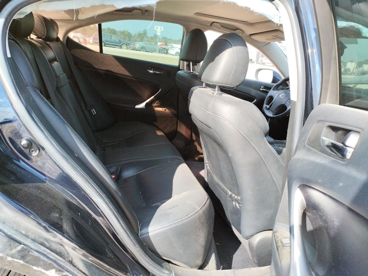 Photo 6 from auction – 2010 LEXUS IS 350 with VIN JTHBE5C22A5025151