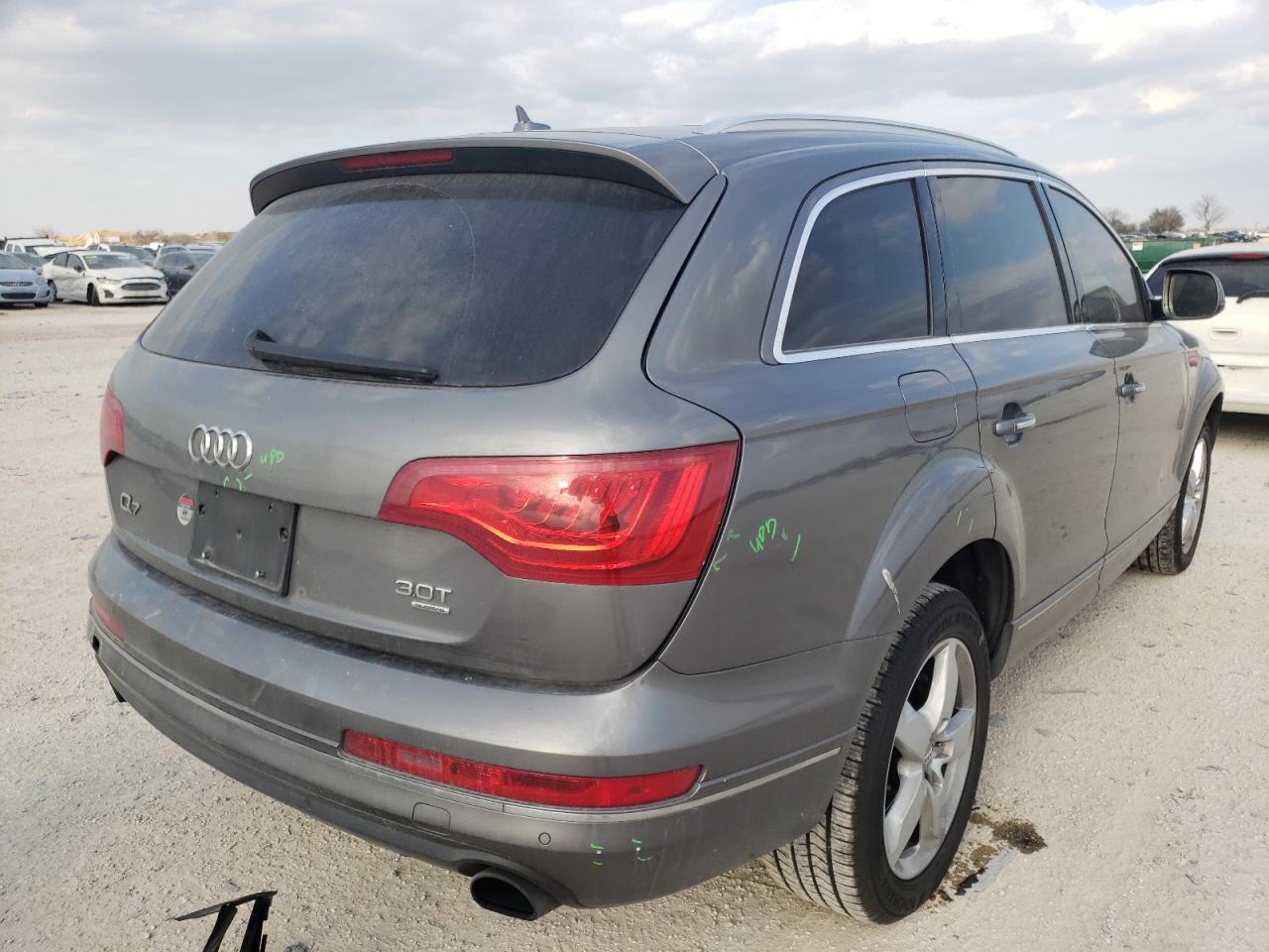 Foto 4 de la subasta – 2015 AUDI Q7 PREMIUM con VIN WA1CGAFE9FD033155