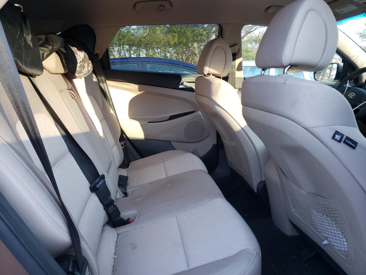 Photo 6 from auction – 2016 HYUNDAI TUCSON SE with VIN KM8J23A4XGU044376