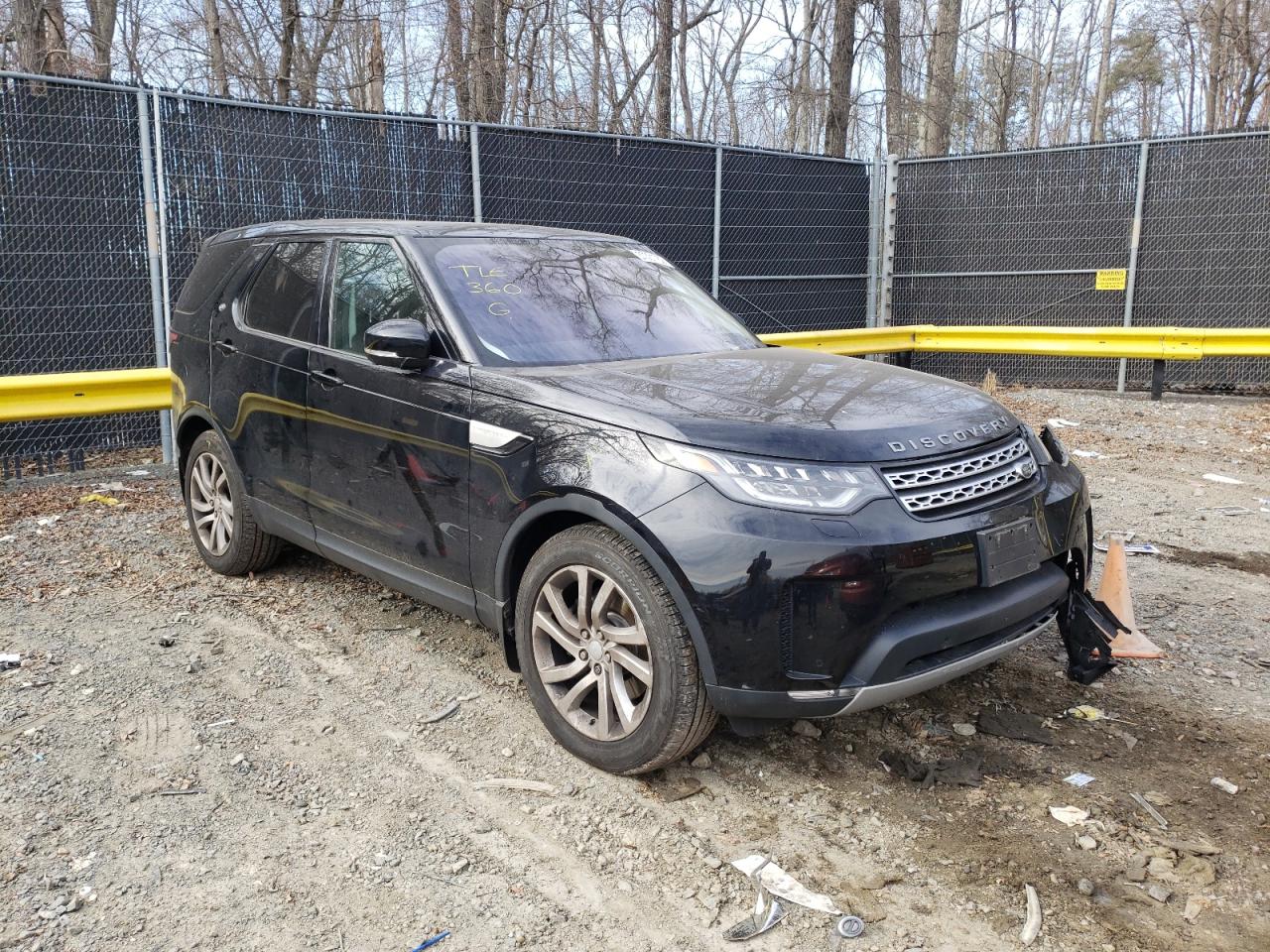 LAND ROVER DISCOVERY 2017 with VIN SALRRBBV8HA039340 - Photo from auction