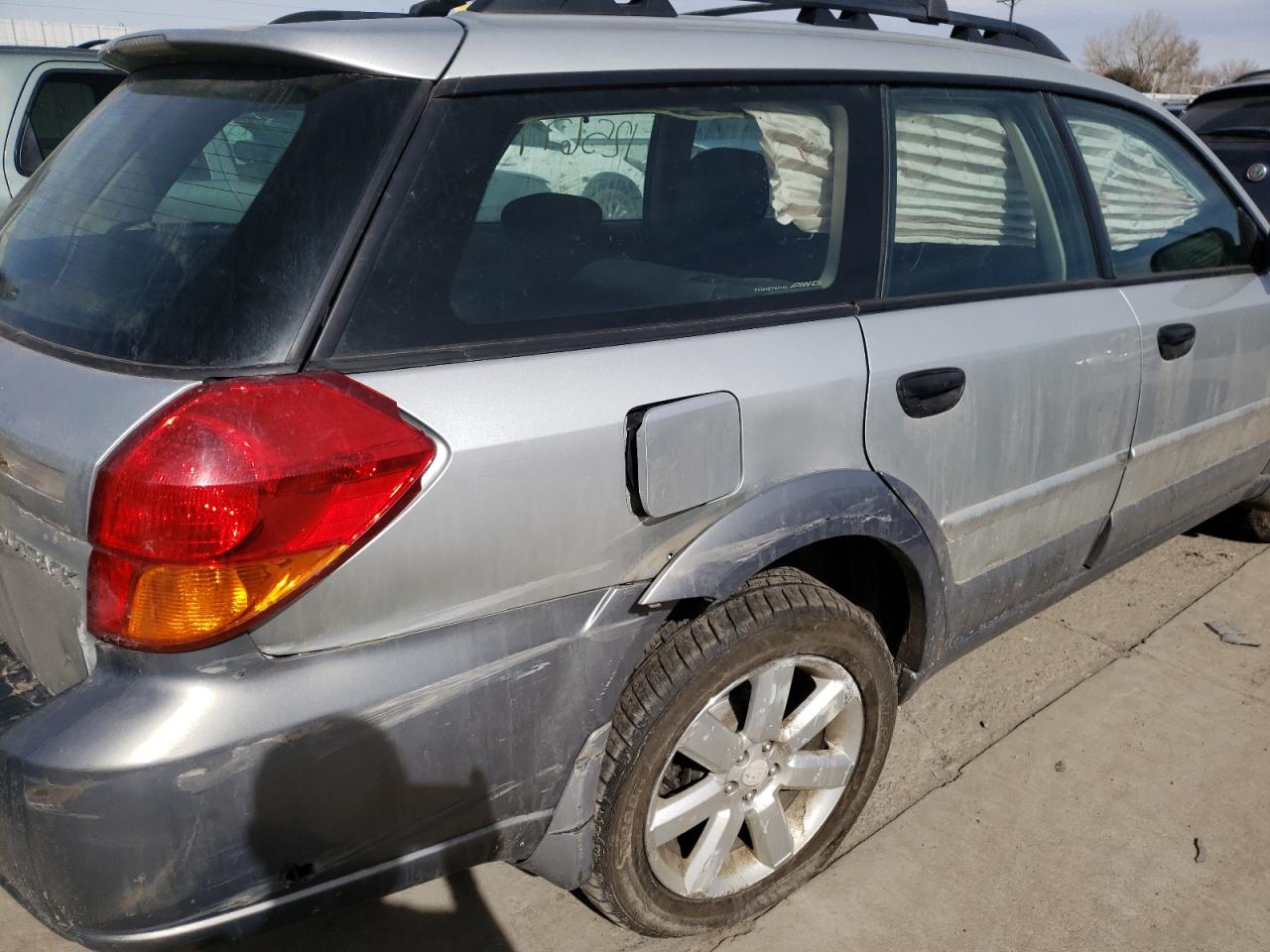 Photo 9 from auction – 2006 SUBARU LEGACY OUT with VIN 4S4BP61C367339069