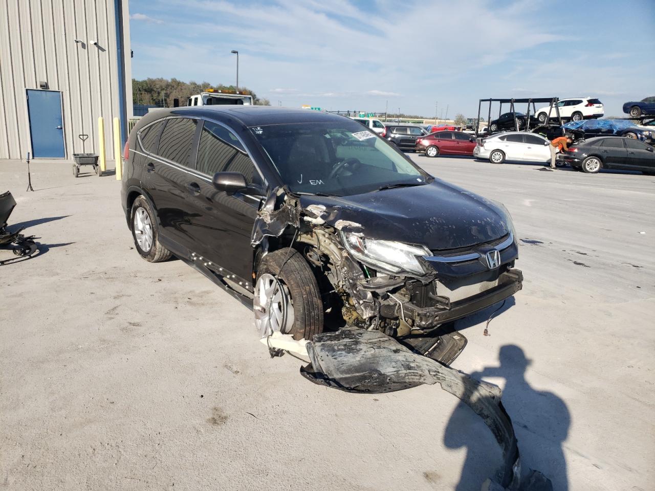 HONDA CR-V EX 2015 with VIN 2HKRM3H53FH537745 - Photo from auction