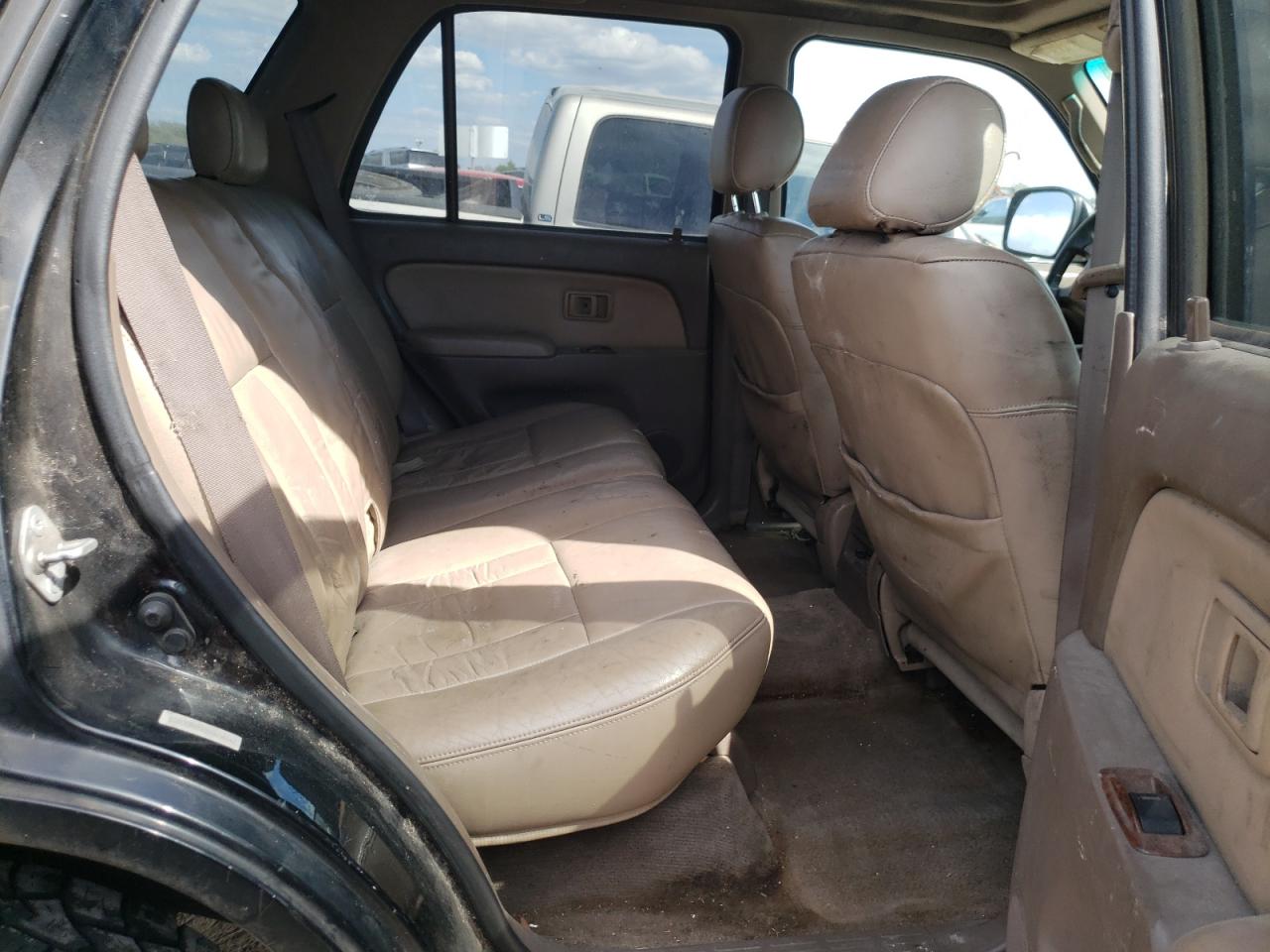 Photo 6 from auction – 2000 TOYOTA 4RUNNER LI with VIN JT3GN87R3Y0154642