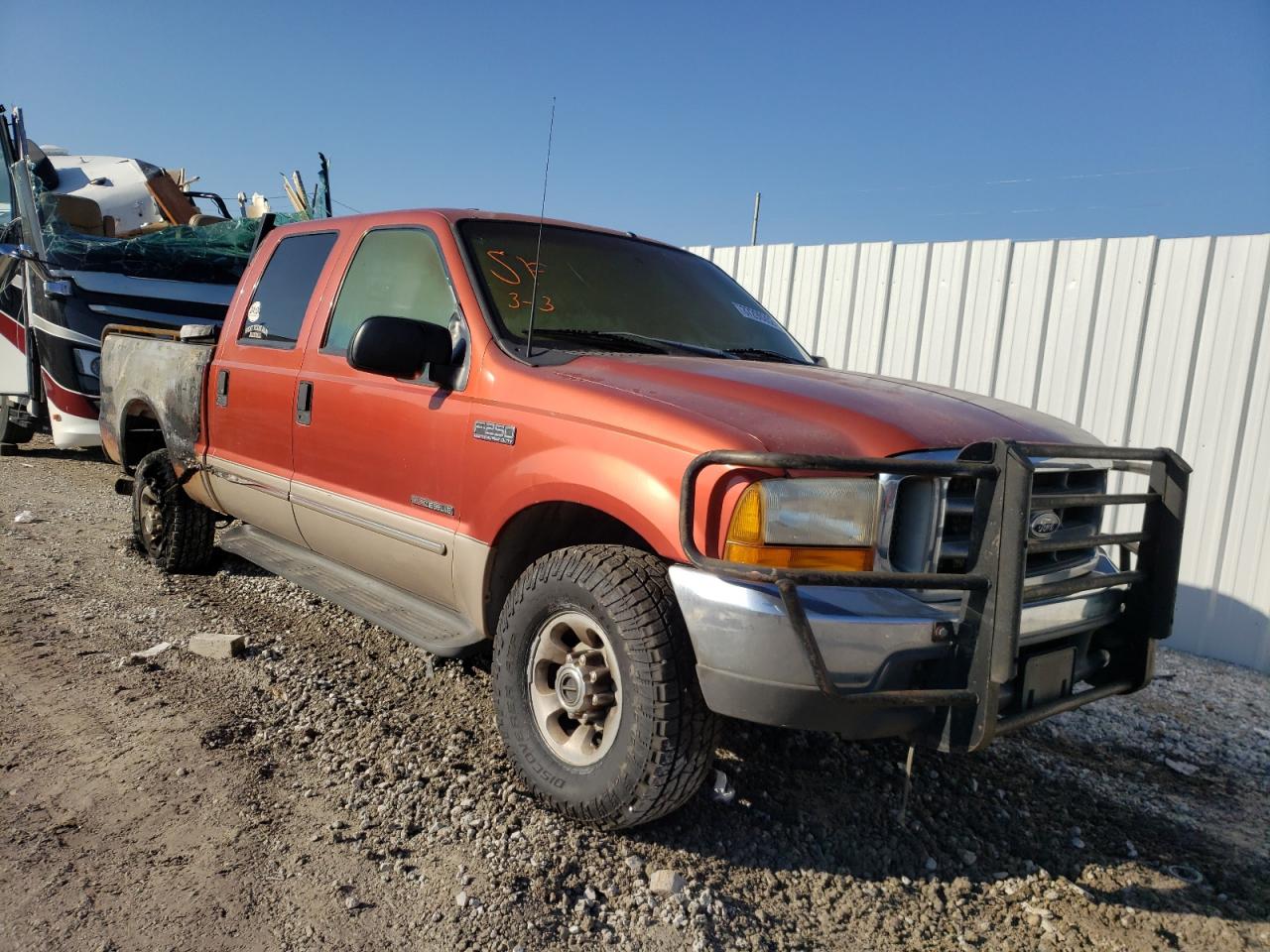 Photo 1 from auction – 1999 FORD F250 SUPER with VIN 1FTNW21F8XEC30403
