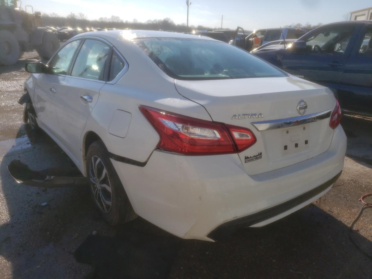 Photo 3 from auction – 2016 NISSAN ALTIMA 2.5 with VIN 1N4AL3AP5GN309278