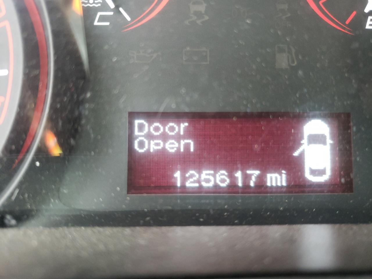 Photo 8 from auction – 2016 DODGE DART SE with VIN 1C3CDFAA3GD592867