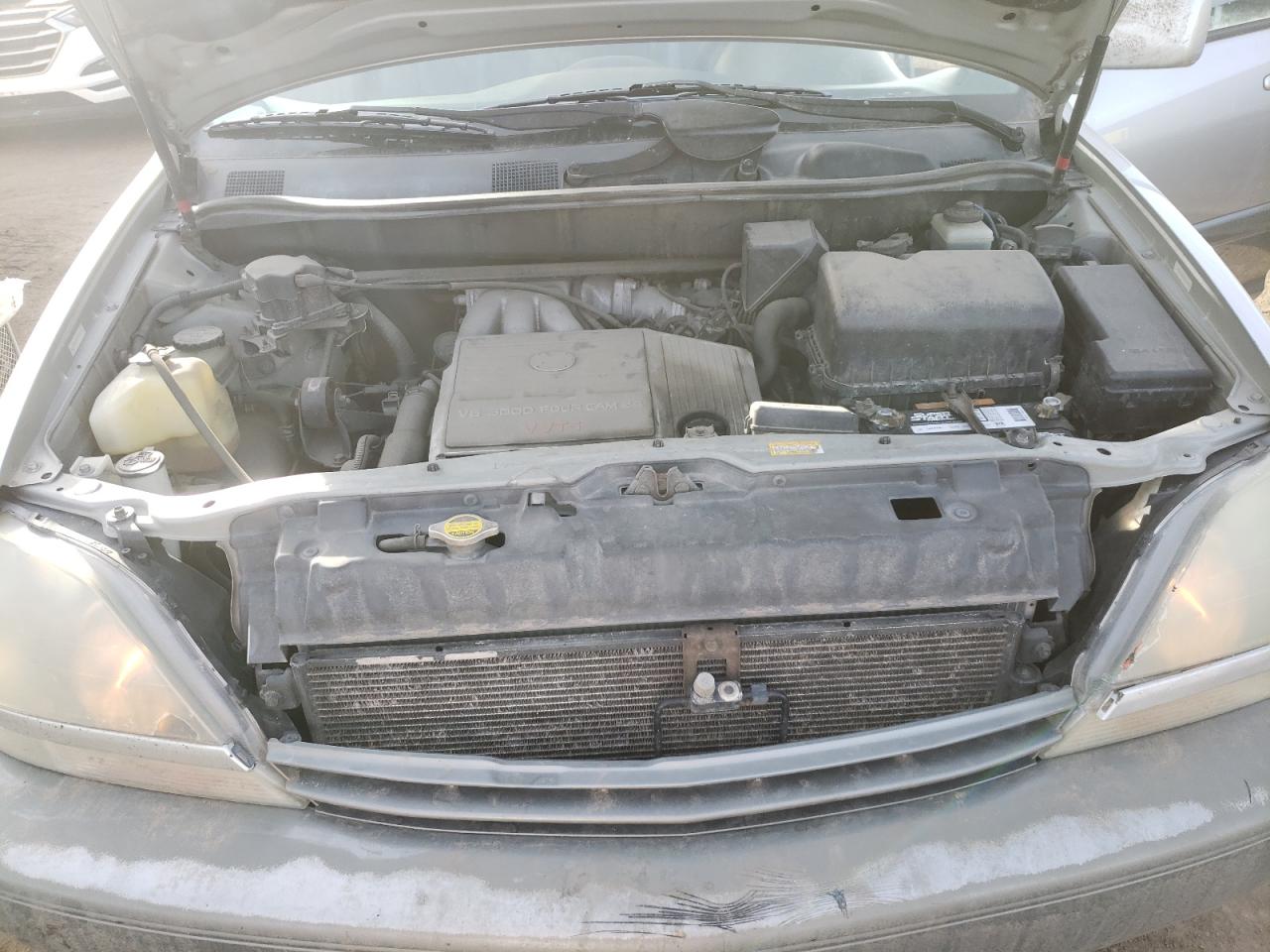 Photo 7 from auction – 2000 LEXUS RX 300 with VIN JT6HF10U9Y0125916