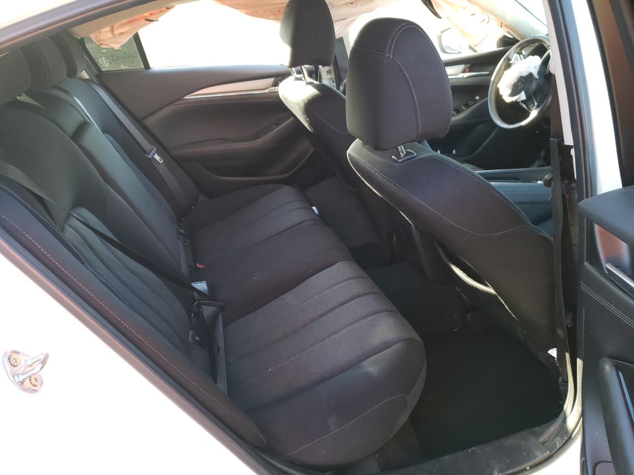 Photo 6 from auction – 2021 MAZDA 6 SPORT with VIN JM1GL1UM1M1605931